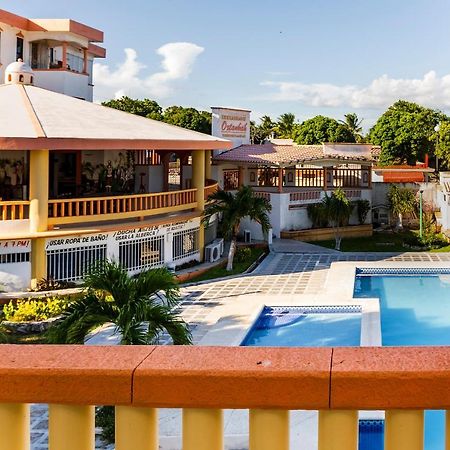 Отель Capital O Oxtankah,Chetumal Bay Кальдеритас Экстерьер фото